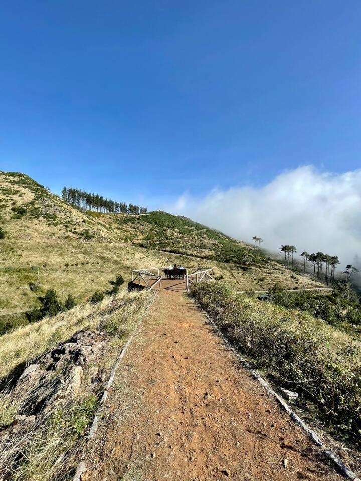 ホテル Mountain Eco Shelter 3 Corujeira de Dentro エクステリア 写真